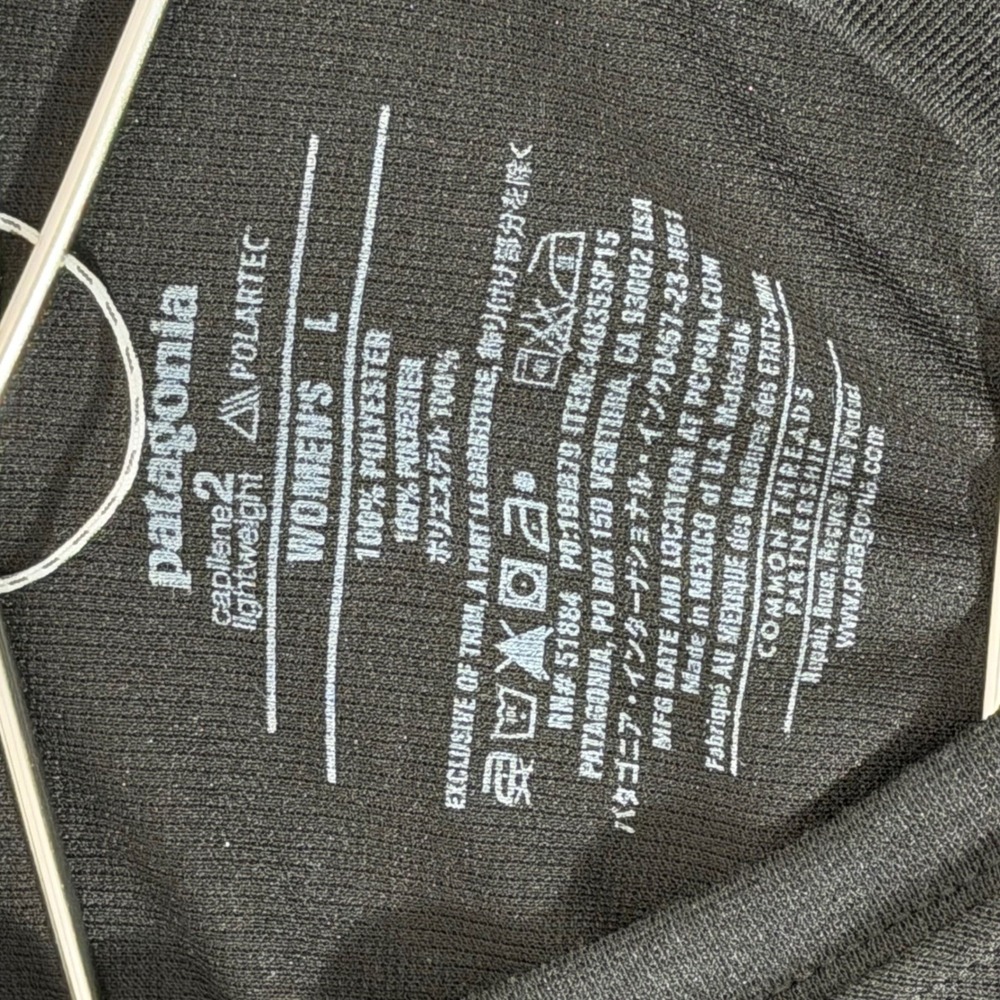 Patagonia Capilene 2 Base Layer Women L Black Long Sleeve V-Neck Polartec top - Picture 4 of 10